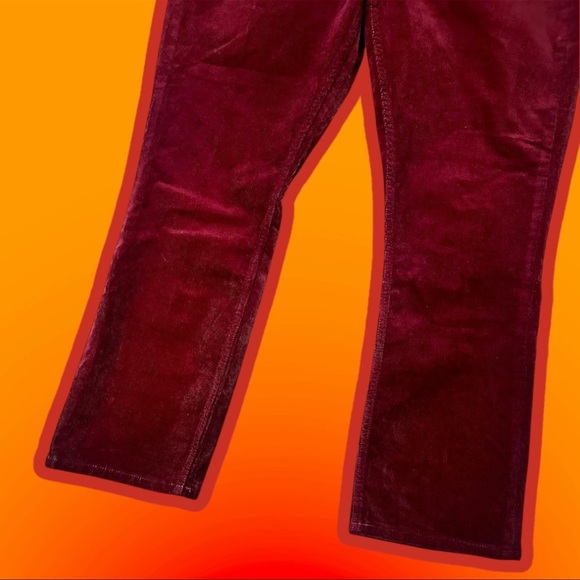 NWT Vineyard Vines Kick-Flare High-Rise Corduroy Pants in “Crimson” Red Size 32 - Picture 4 of 9